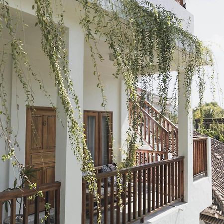Nalua Surf Boutique Hotel Kuta  Exterior foto